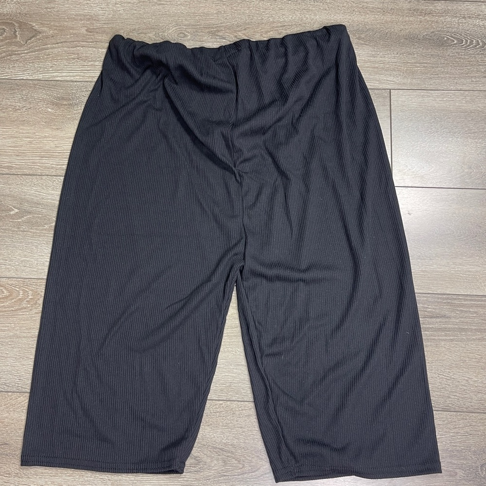 Plus Black Ribbed Cycling short - Picture 4 of 6